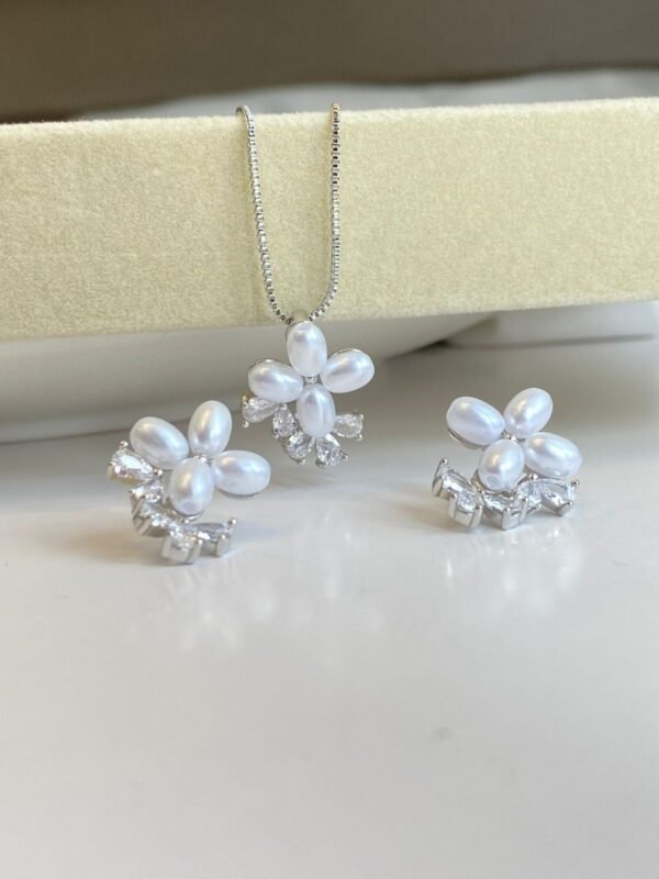 Set de Cadena con Aretes - Imagen 2