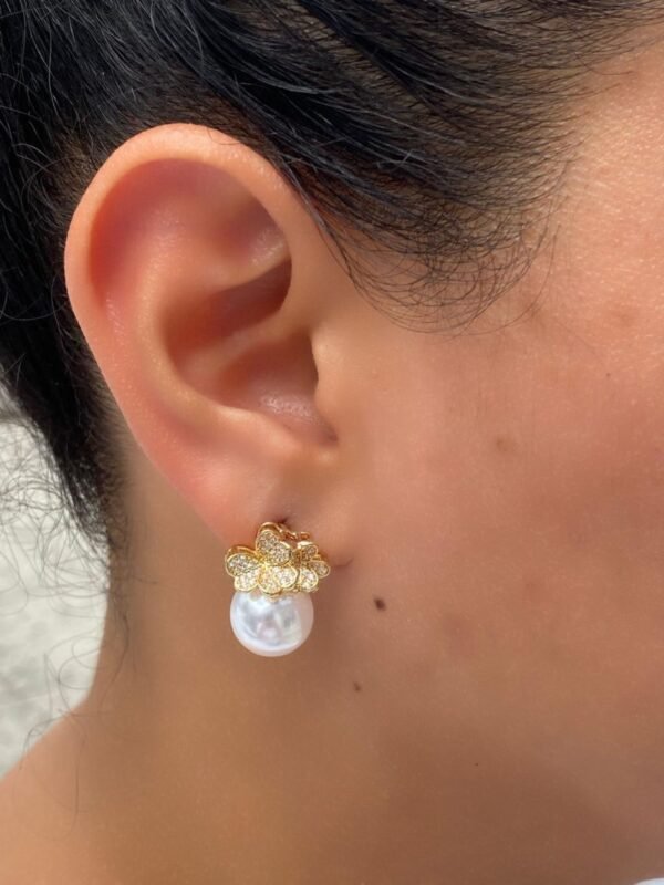 Arete de Perla con Flor - Imagen 4