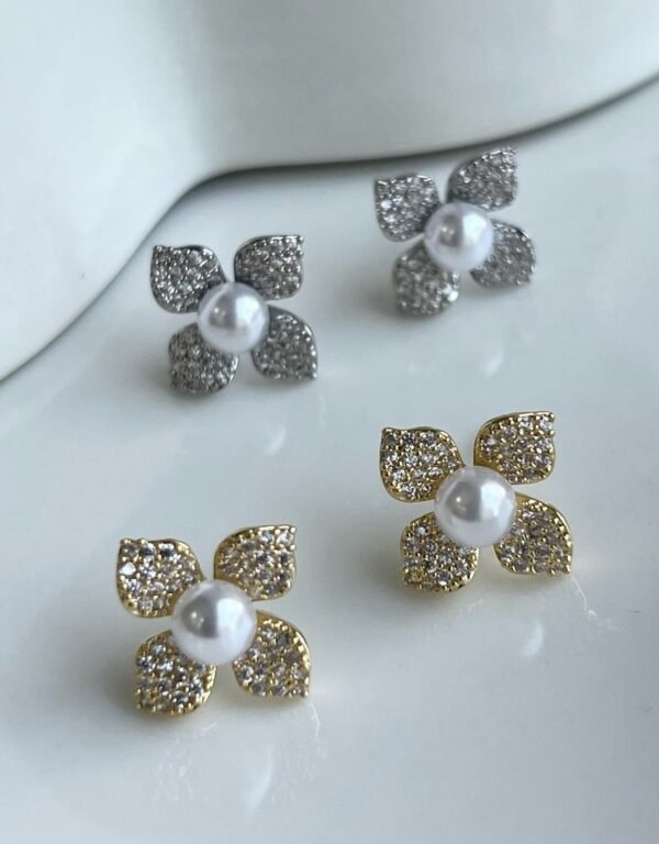 Arete Flor Zirconia